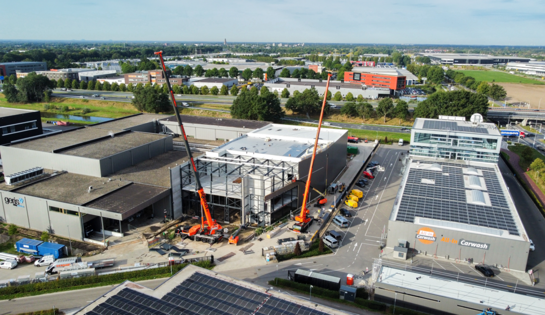 Uitbreiding van een bedrijfspand, Geris in Nederweert, aantonen voor de verschillende bouwformules van Derdaele+ toe te spitsen.