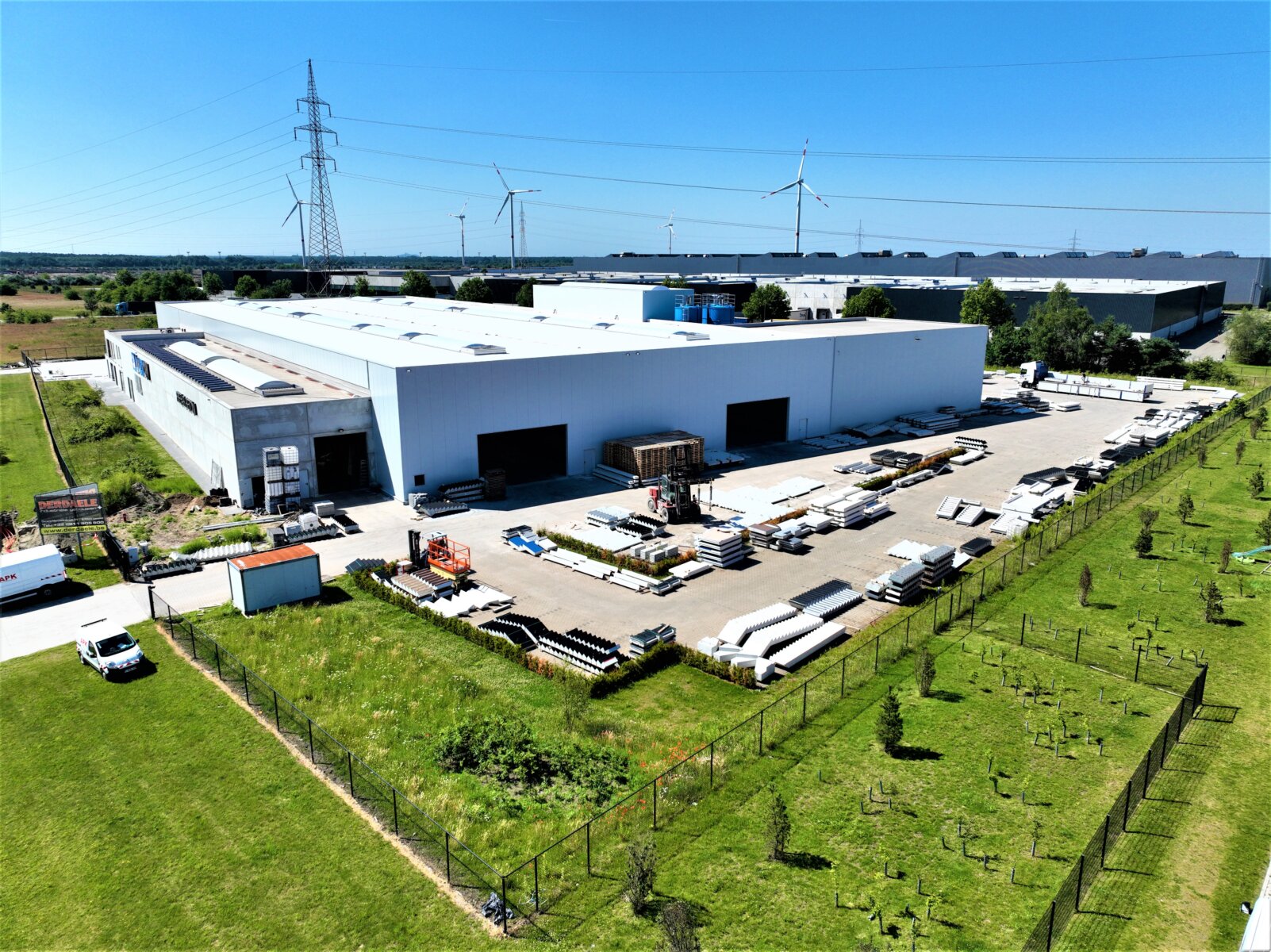 Industrieel gebouw van 3T Beton in Lommel.