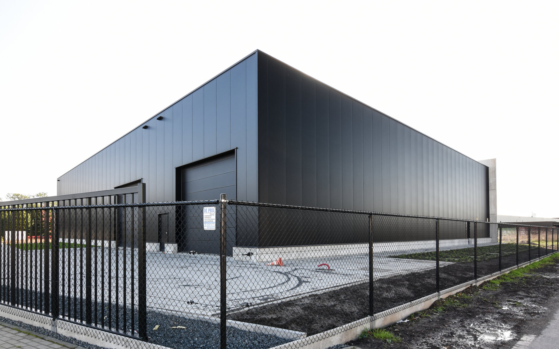 Bedrijfsgebouw E.S. Tooling in Genk.