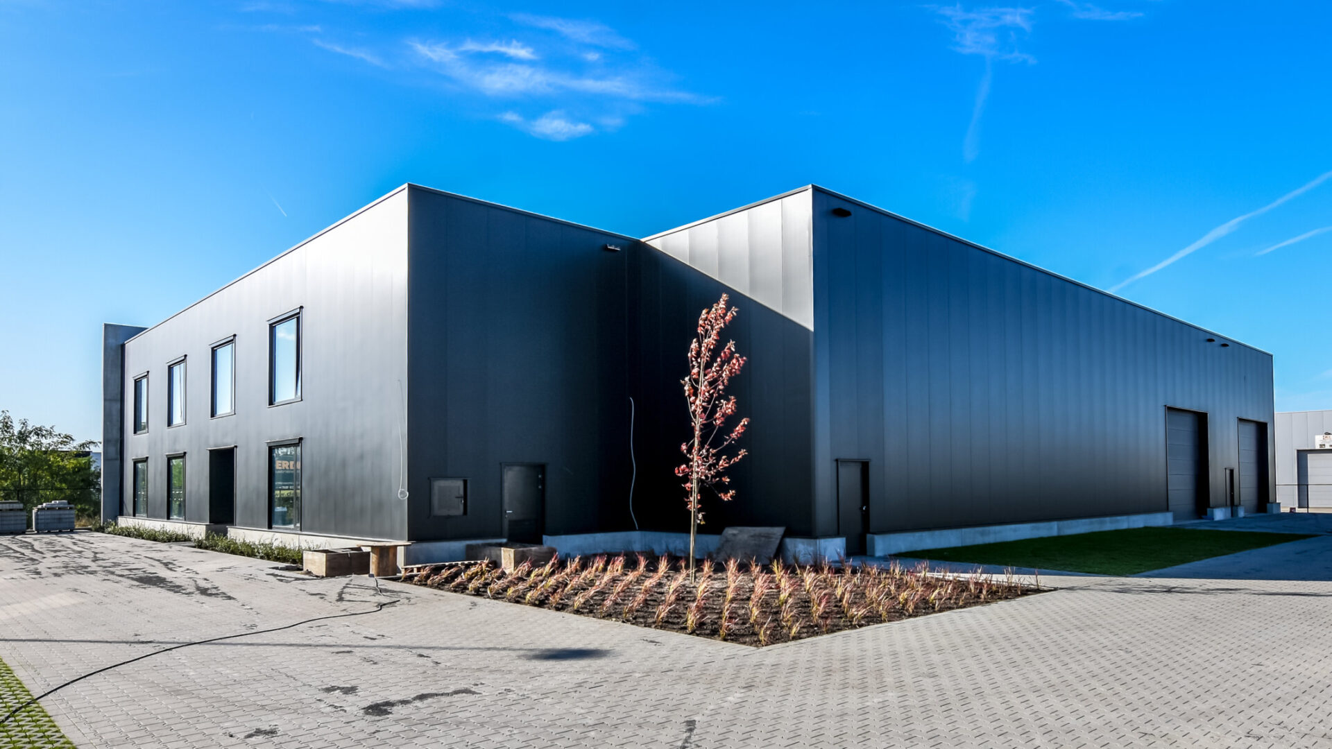 Bedrijfsgebouw E.S. Tooling in Genk.