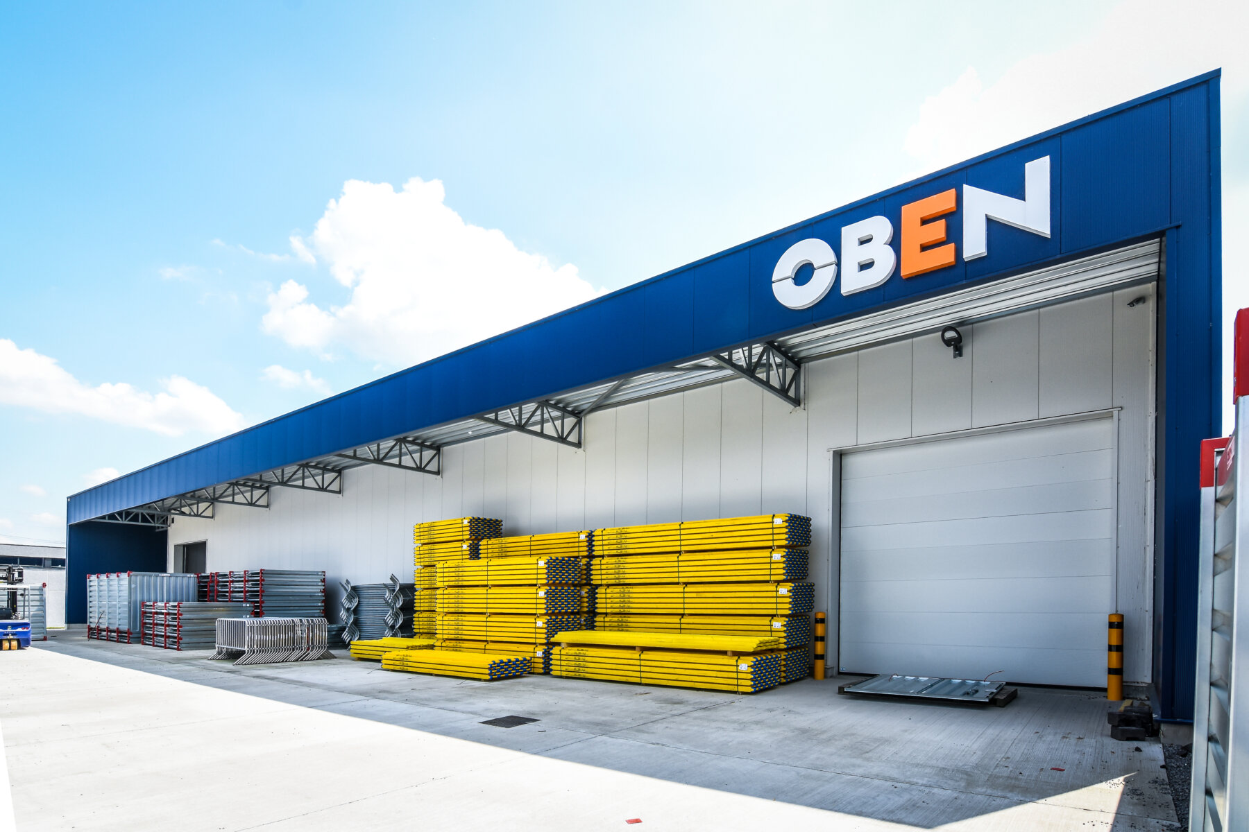 Bedrijfsgebouw Oben in Bilzen.