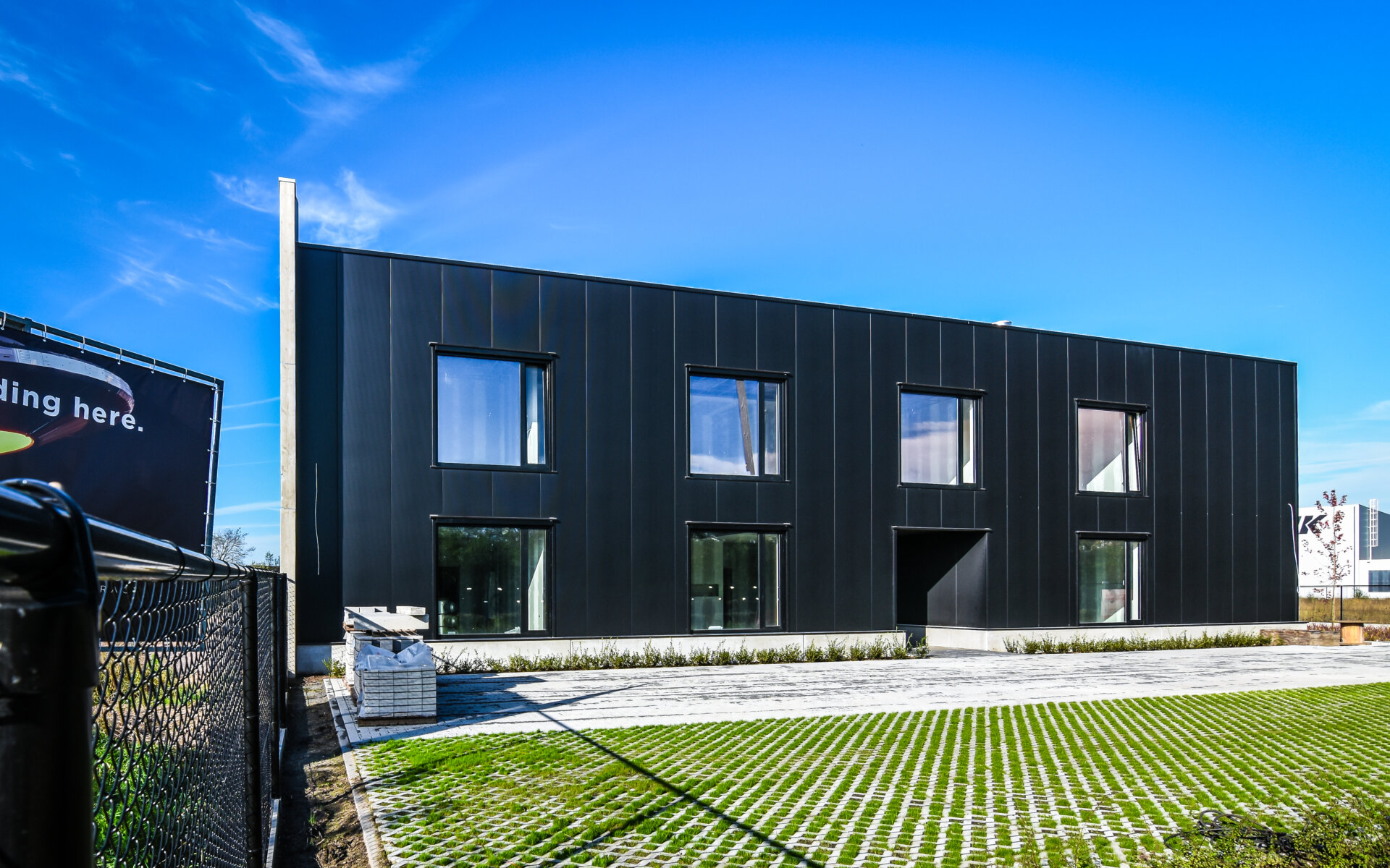 Bedrijfsgebouw E.S. Tooling in Genk.
