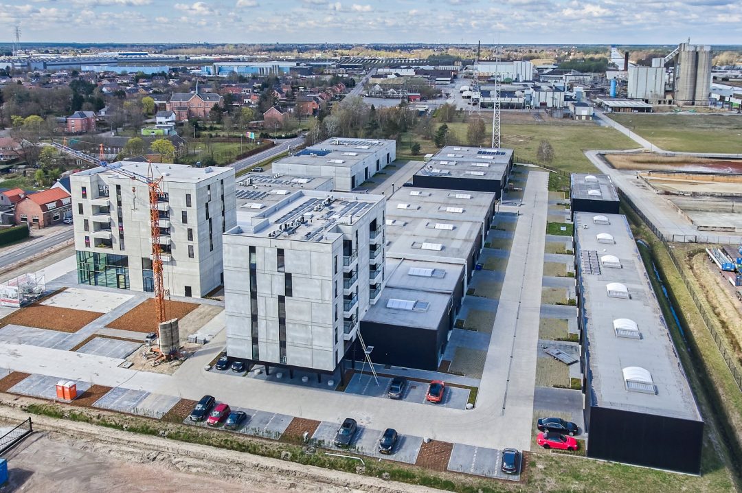 Fabriekstoren in Pelt
