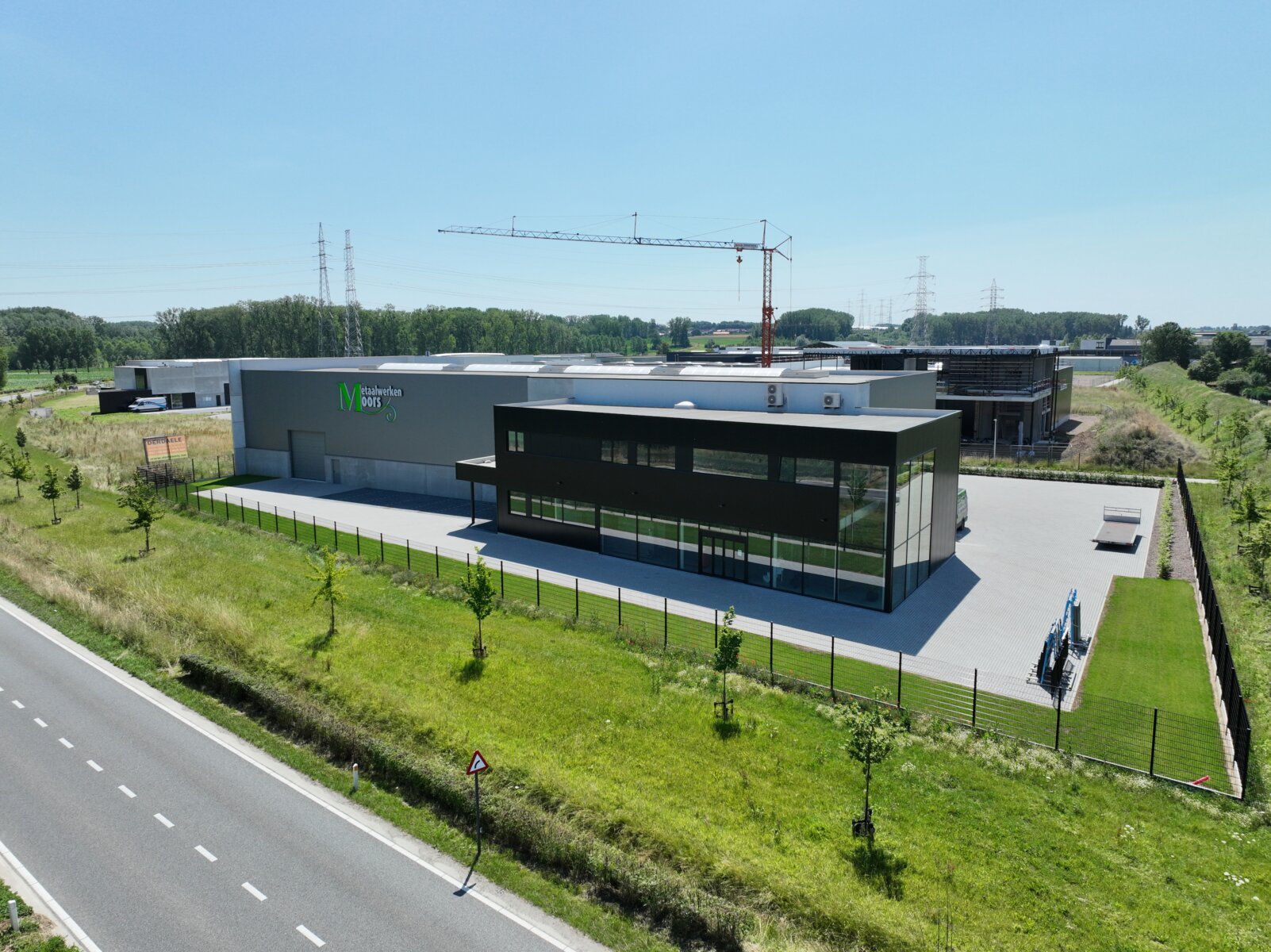 Bedrijfsgebouw Metaalwerken Moors in Bilzen.